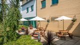 Holiday Inn Express Doncaster Exterior
