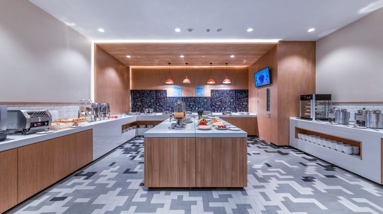 <b>Holiday Inn Express Chongqing Zhongxian Restaurant</b>. Images powered by <a href="https://www.leonardoworldwide.com/" title="Leonardo Worldwide" target="_blank">Leonardo</a>.