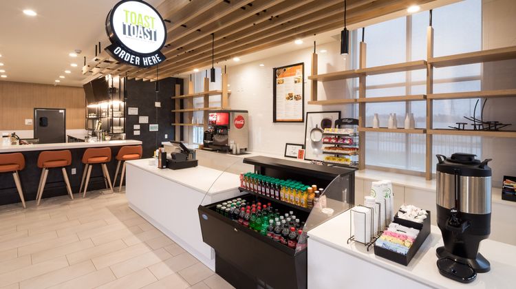 Holiday Inn & Suites Kalamazoo West Restaurant