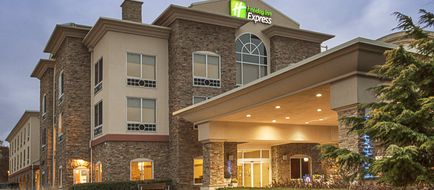 Holiday Inn Express Hotel & Suites Exterior