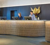 Holiday Inn Express Melbourne Southbank Lobby