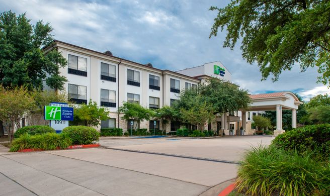 Holiday Inn Express & Suites Austin-(NW) Exterior