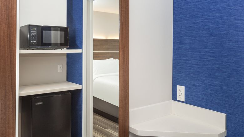 <b>Holiday Inn Express & Suites Hudson I-94 Room</b>. Images powered by <a href="https://www.leonardoworldwide.com/" title="Leonardo Worldwide" target="_blank">Leonardo</a>.