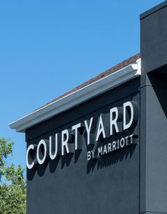 Courtyard by Marriott Pensacola