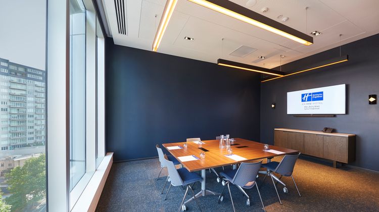 Holiday Inn Express Melbourne Southbank Meeting