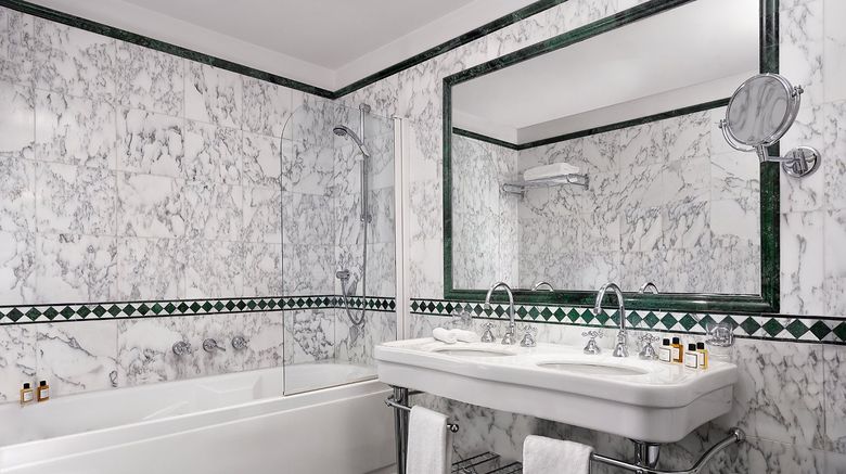 <b>Sina Palazzo Sant'Angelo Suite</b>. Images powered by <a href="https://www.leonardoworldwide.com/" title="Leonardo Worldwide" target="_blank">Leonardo</a>.