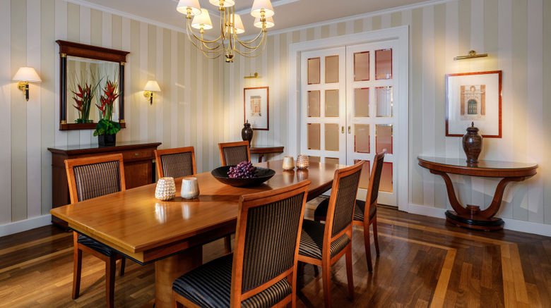<b>Hotel Nassauer Hof Suite</b>. Images powered by <a href="https://www.leonardoworldwide.com/" title="Leonardo Worldwide" target="_blank">Leonardo</a>.