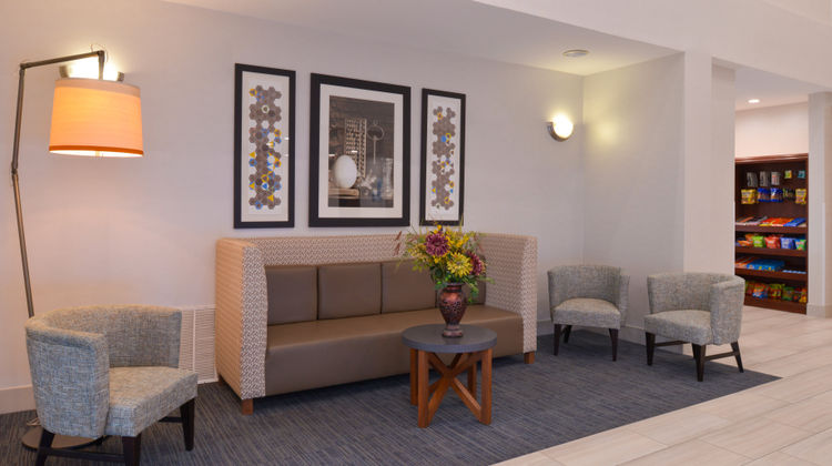 Holiday Inn Express & Suites Austin-(NW) Lobby