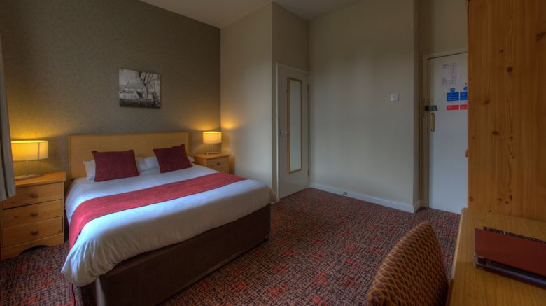 <b>Kingstown Hotel Room</b>. Images powered by <a href="https://www.leonardoworldwide.com/" title="Leonardo Worldwide" target="_blank">Leonardo</a>.