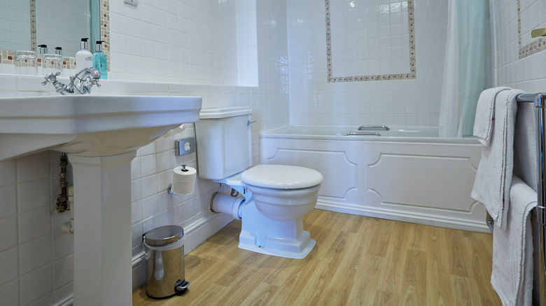 <b>White Hart Braintree Room</b>. Images powered by <a href="https://www.leonardoworldwide.com/" title="Leonardo Worldwide" target="_blank">Leonardo</a>.