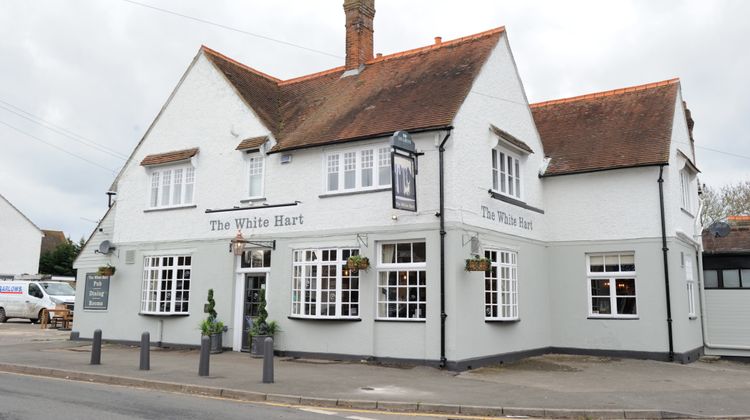 The White Hart Inn Exterior