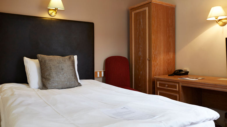 <b>White Hart Hotel Coggeshall Room</b>. Images powered by <a href="https://www.leonardoworldwide.com/" title="Leonardo Worldwide" target="_blank">Leonardo</a>.