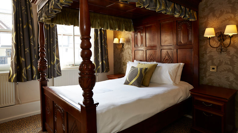 <b>Ye Olde Talbot Hotel Room</b>. Images powered by <a href="https://www.leonardoworldwide.com/" title="Leonardo Worldwide" target="_blank">Leonardo</a>.