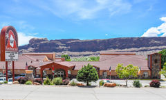 Aarchway Inn