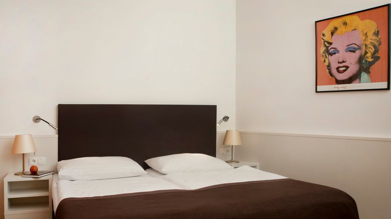 <b>Hotel Zipser Room</b>. Images powered by <a href="https://www.leonardoworldwide.com/" title="Leonardo Worldwide" target="_blank">Leonardo</a>.