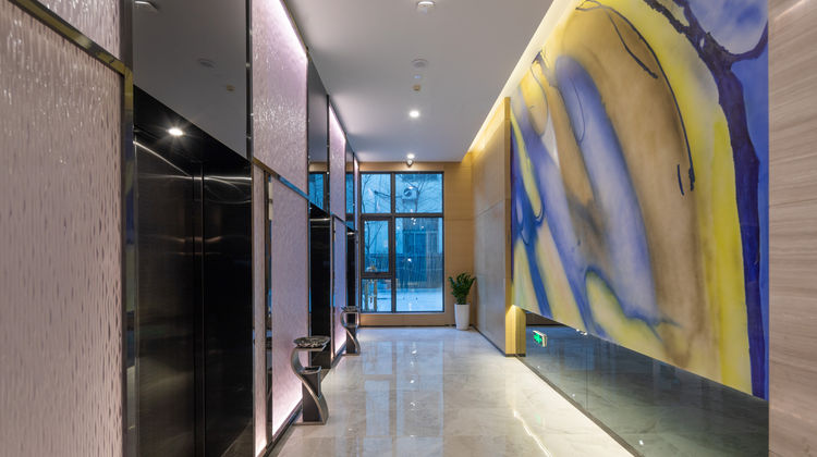 Holiday Inn Express Kaifeng City Center Exterior