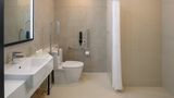 Holiday Inn & Suites Siracha Laemchabang Room