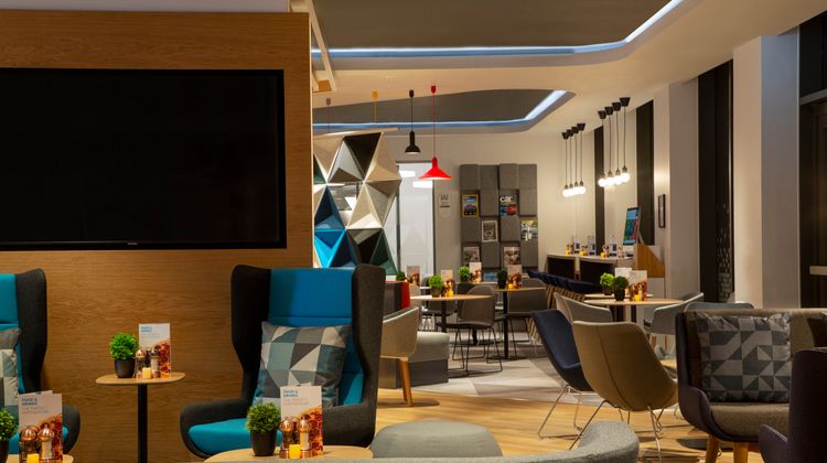 Holiday Inn Express Barrow-in-Furness Lobby