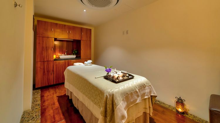 La Paz Puerta Cortes Spa