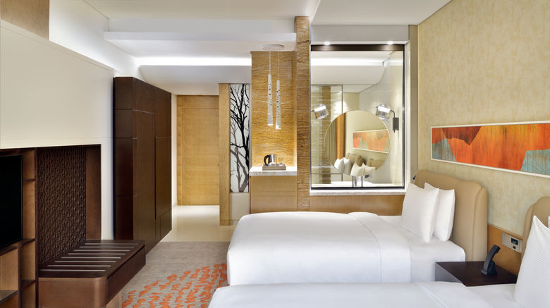 <b>Crowne Plaza Dubai Marina Room</b>. Images powered by <a href="https://www.leonardoworldwide.com/" title="Leonardo Worldwide" target="_blank">Leonardo</a>.