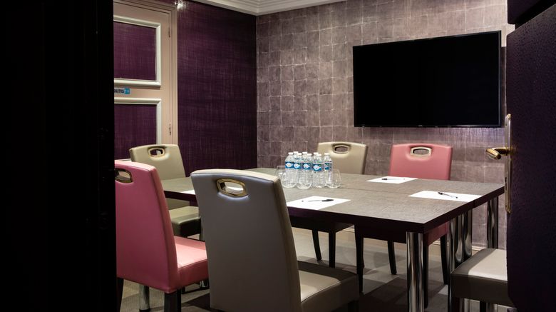 <b>Elysees Hotel Paris Meeting</b>. Images powered by <a href="https://www.leonardoworldwide.com/" title="Leonardo Worldwide" target="_blank">Leonardo</a>.