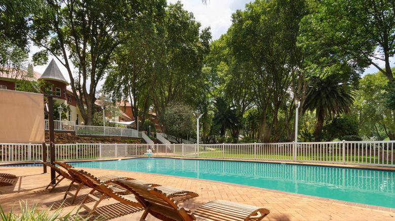 <b>Holiday Inn Johannesburg Sunnyside Park Pool</b>. Images powered by <a href="https://www.leonardoworldwide.com/" title="Leonardo Worldwide" target="_blank">Leonardo</a>.