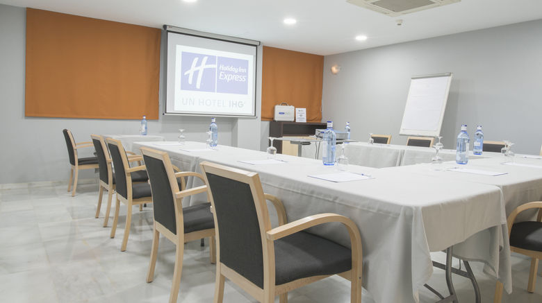 <b>Holiday Inn Express Valencia Bonaire Meeting</b>. Images powered by <a href="https://www.leonardoworldwide.com/" title="Leonardo Worldwide" target="_blank">Leonardo</a>.