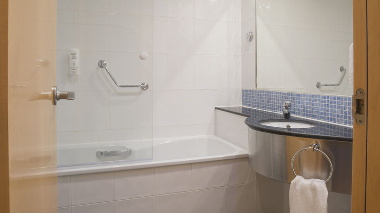 <b>Holiday Inn Express Valencia Bonaire Room</b>. Images powered by <a href="https://www.leonardoworldwide.com/" title="Leonardo Worldwide" target="_blank">Leonardo</a>.