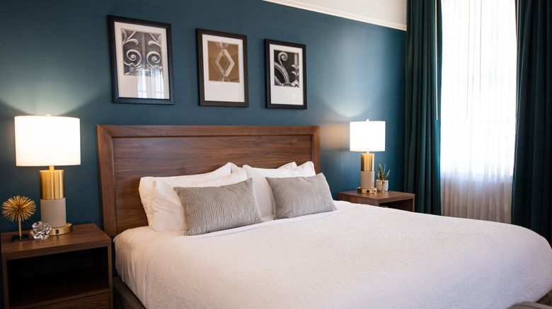 <b>Magnolia Omaha Room</b>. Images powered by <a href="https://www.leonardoworldwide.com/" title="Leonardo Worldwide" target="_blank">Leonardo</a>.