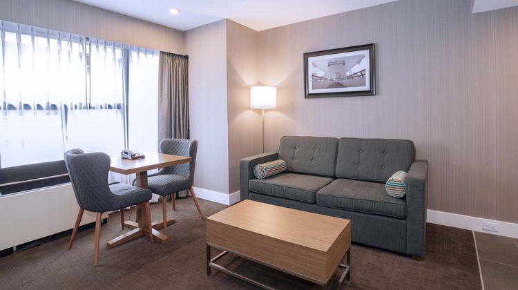 Sandman Hotel Calgary City Centre Suite