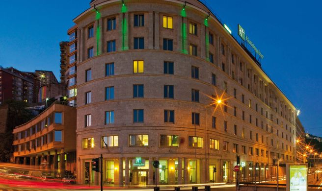 Holiday Inn Genoa City Exterior