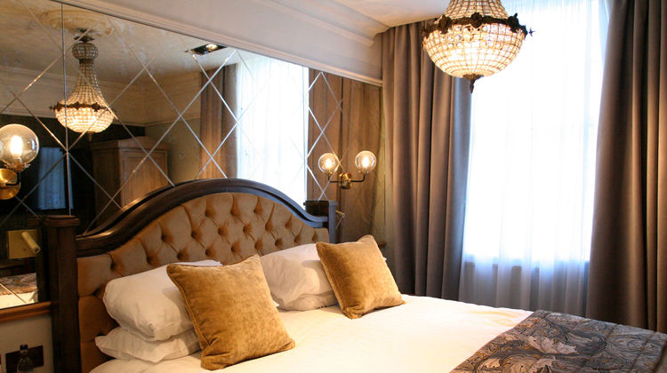 Hardwick Hall Hotel Suite