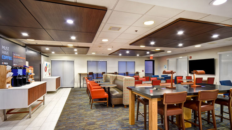 Holiday Inn Express Restaurant