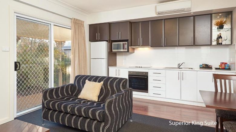<b>Charles Sturt Suites Suite</b>. Images powered by <a href="https://www.leonardoworldwide.com/" title="Leonardo Worldwide" target="_blank">Leonardo</a>.