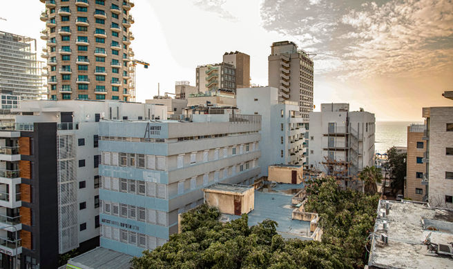 Artist Hotel Exterior