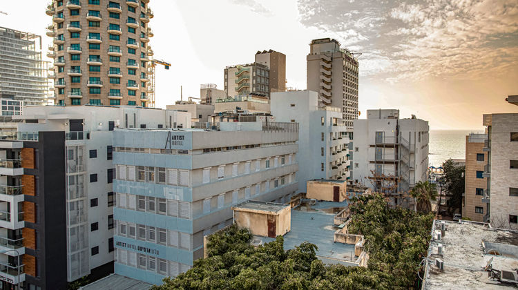 Artist Hotel Exterior