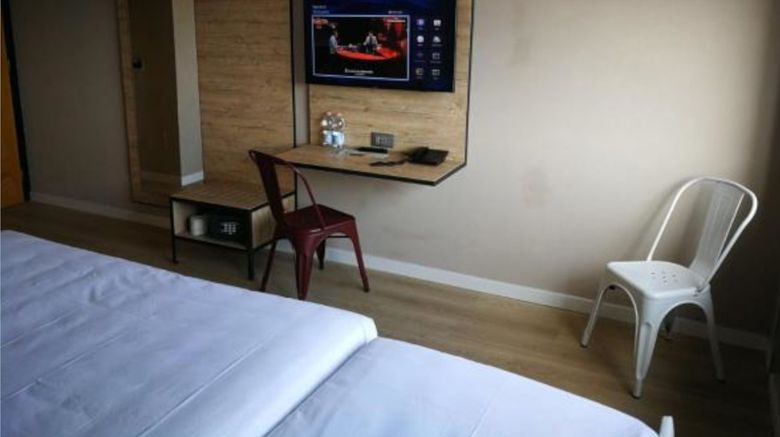 <b>Allegroitalia Espresso Darsena Milan Room</b>. Images powered by <a href="https://www.leonardoworldwide.com/" title="Leonardo Worldwide" target="_blank">Leonardo</a>.