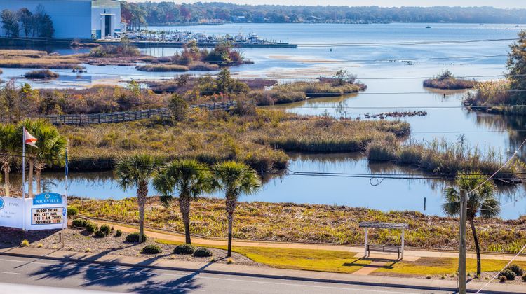 Holiday Inn Express & Suites Eglin Area Other