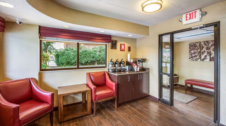<b>Red Roof Inn Detroit - Plymouth/Canton Lobby</b>. Images powered by <a href="https://www.leonardoworldwide.com/" title="Leonardo Worldwide" target="_blank">Leonardo</a>.