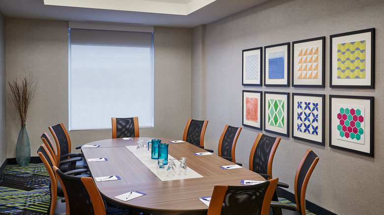 <b>Holiday Inn Express Niagara-on-the-Lake Meeting</b>. Images powered by <a href="https://www.leonardoworldwide.com/" title="Leonardo Worldwide" target="_blank">Leonardo</a>.