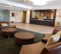 Candlewood Suites Davenport Lobby