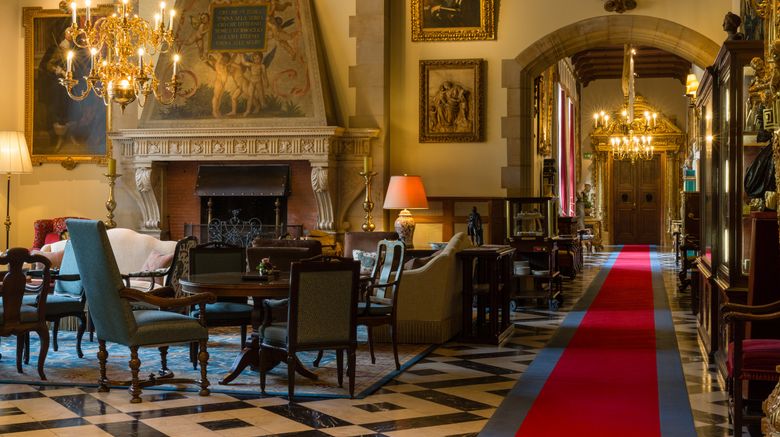 <b>Schlosshotel Kronberg Lobby</b>. Images powered by <a href="https://www.leonardoworldwide.com/" title="Leonardo Worldwide" target="_blank">Leonardo</a>.