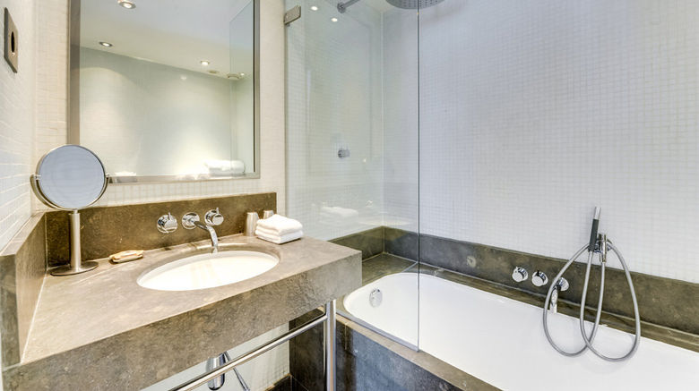 <b>Hotel Le A Champs Elysees Room</b>. Images powered by <a href="https://www.leonardoworldwide.com/" title="Leonardo Worldwide" target="_blank">Leonardo</a>.