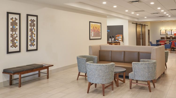 Holiday Inn Express Boca Raton-West Lobby