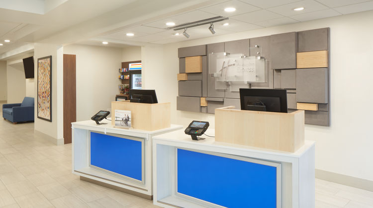Holiday Inn Express Boca Raton-West Lobby