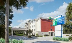 Holiday Inn Express Hotel & Suites