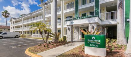 HomeTowne Studios Fort Lauderdale Exterior
