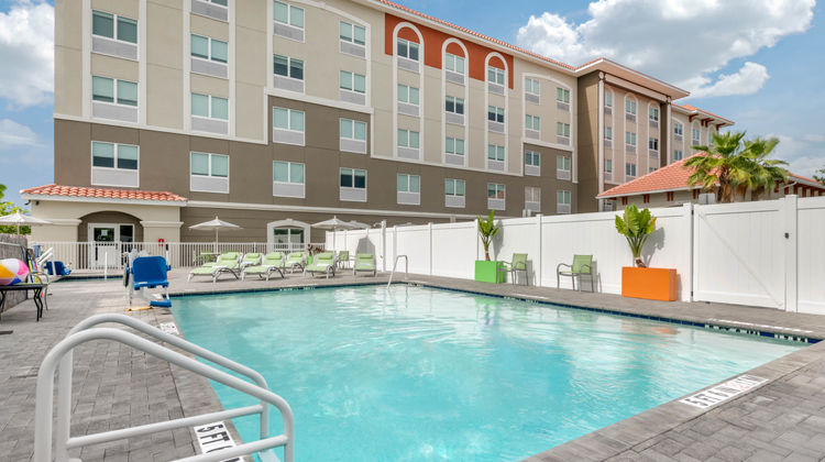 Holiday Inn Express/Suites Seminole Area Pool