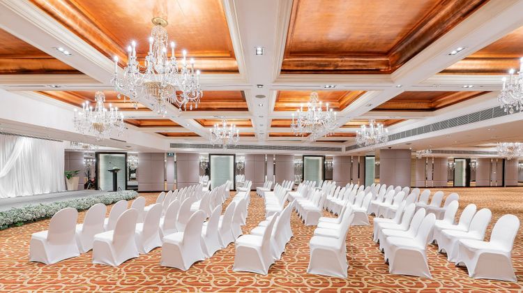 Holiday Inn Bangkok Silom Ballroom