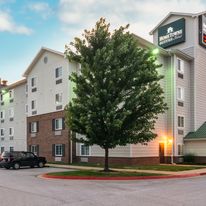 HomeTowne Studios & Suites Bentonville